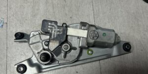 Wisser motor v achterruir F45