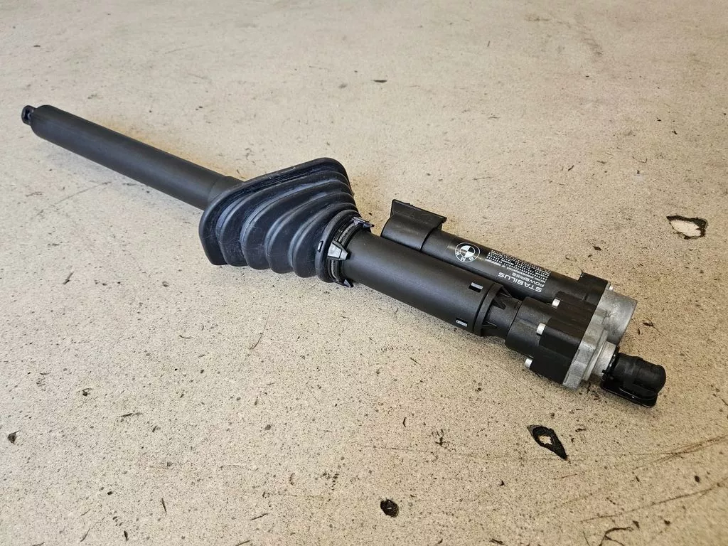 4' F36 Gran Coupé Spindelaandrijving links.