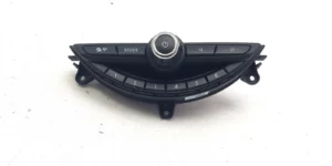 Bedieningseenheid audiopaneel zwart. MINI F56   (04/2013 — 03/2021). MINI Countryman F60 LCI   (05/2019 — 02/2024)