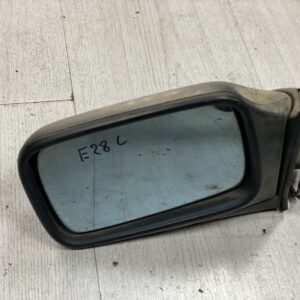 E28 spiegel links