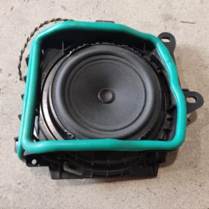 Centrale bas links STEREO. 3' G20 Sedan