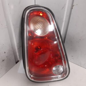 Left rear light, white turn indicator