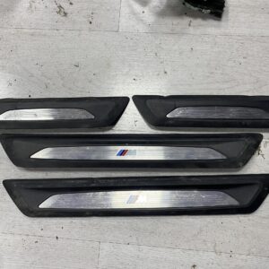 BMW F34 GT M INSTAPLIJSTEN