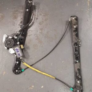 raambedieningsmechanisme links vooraan met motor