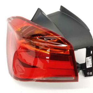 Achterlicht zijpaneel links f20-F21 lci