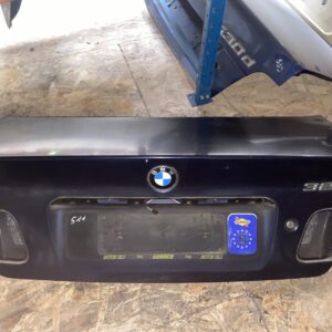 BMW E46 SEDAN KOFFERKLEP