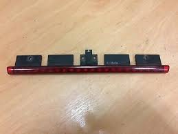 Derde remachterlicht rood