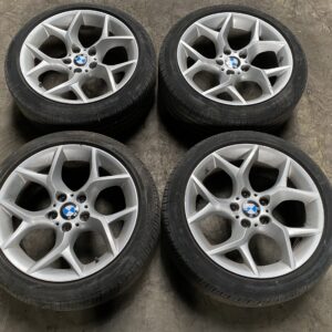 BMW X1 VELGENSET 18 INCH MET GOEDE BANDEN