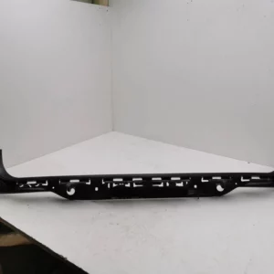 Montageplaats bumpers achter midden E61