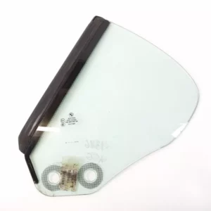 Zijruit achter links. Z4 E89
