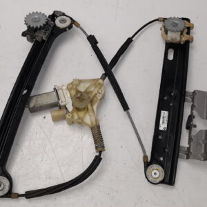 raammechanisme achter links met motor f06