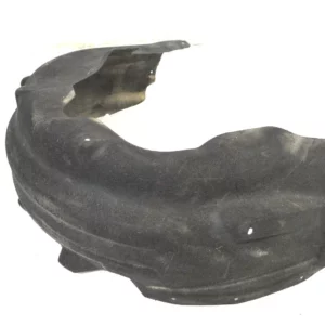 Afdekking spatbord, achter links. 5' G31