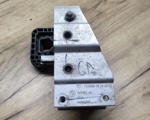 Adapter voor rechts. X3 G01