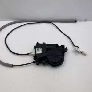 Aandrijving servo slot kofferdeksel G31-G32