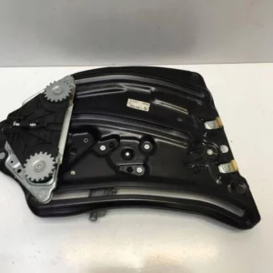 Raamheffer achter rechts met motor. 2' F23 