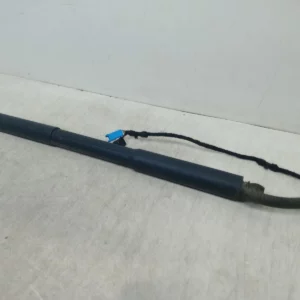 Spindelaandrijving links voor de achter klep F31 LCI