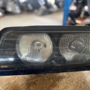 E38 koplamp links