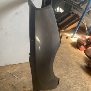 spatbord links achter e85