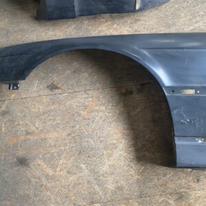BMW E38 Spatbord links