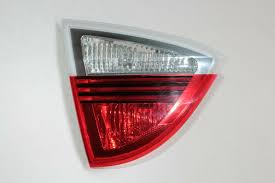 ACHTERLICHT LINKS OP KLEP E91