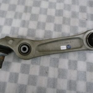 DRAAGARM RECHTS VOOR F10-F11-F12-F13-F06