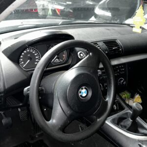 Dashboard Zwart E87