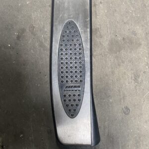 BMW E90 M VOETSTEUN ORIGINEEL