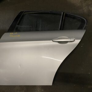 BMW E90 DEUR LINKS ACHTER