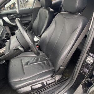BMW F20-F30-F31-F34 VOORZETELS ZWART LEDER