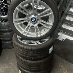 Set van 4. nieuwe velgen met nieuwe winterbanden! style 270. 3' E90
