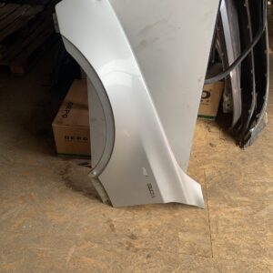 spatbord links e83