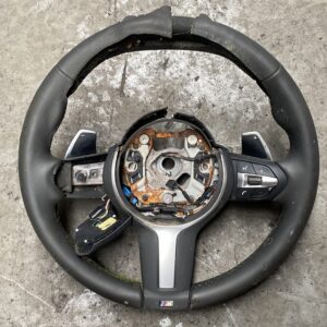 BMW F26 X4  M STUUR MET FLIPPERS