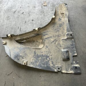 Afdekking spatbord, onder rechts F40-F44