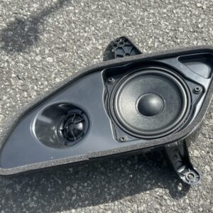 Luidsprekersteun D-stijl rechts. TOP-HIFI SYSTEM. X5 G05