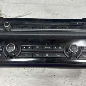 audio- en aircobedien.eenheid. F10-F11
