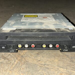 Dvd-speler achterin ECE/ US.     F01-F10