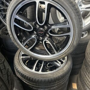 4 nieuwe JCW velgen met nieuwe zomer banden. MINI Countryman R60. MINI Paceman R61.