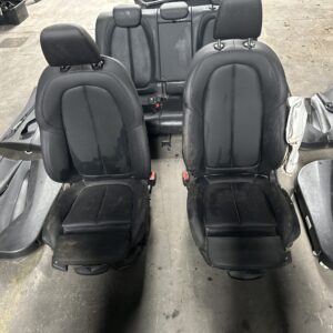 ZWART LEDER SPORTINTEREUR X2 F39