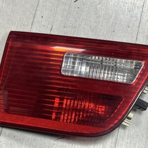Achterlicht klep links E53 LCI