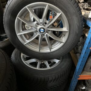 BMW NIEUWE Velgen met NIEUWE Winterbanden 3 Serie G20 G21 16 Inch Styling 774 V-Speiche.