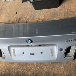 BMW E46 SEDAN PRE FACELIFT KOFFERKLEP