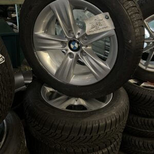 set originele nieuwe velgen met nieuwe winterbanden style 391. F30-F31