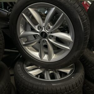 originele nieuwe velgen met nieuwe runflat winterbanden. mini R60-R61