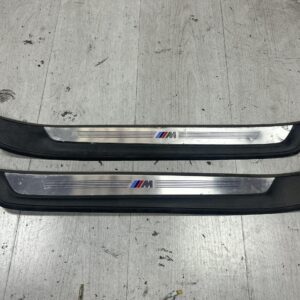 M INSTAPLIJSTEN X1 E84