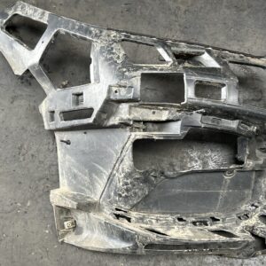 Montageplaats mistlamp rechts F40