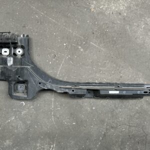 Geleiding bumper zijdelings links.  G21