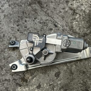 Wisser motor v achterruit   2' F45 Active Tourer