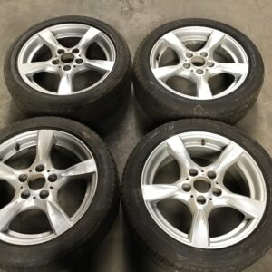 Velgenset met banden e81/e82/e88/e87