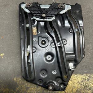 Raammechanisme achterzijde met motor  links voor BMW E93/Lci 3-serie modellen.