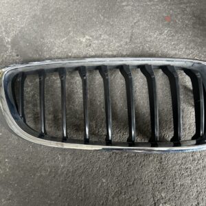 grill rechts  F32/F33/F36